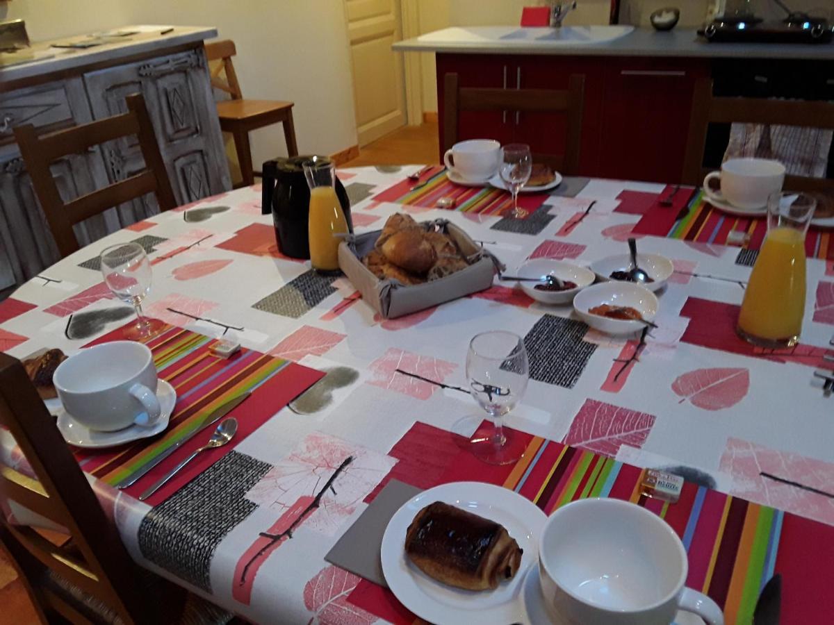 Saint-Aubin-en-Charollais Escampette酒店 外观 照片