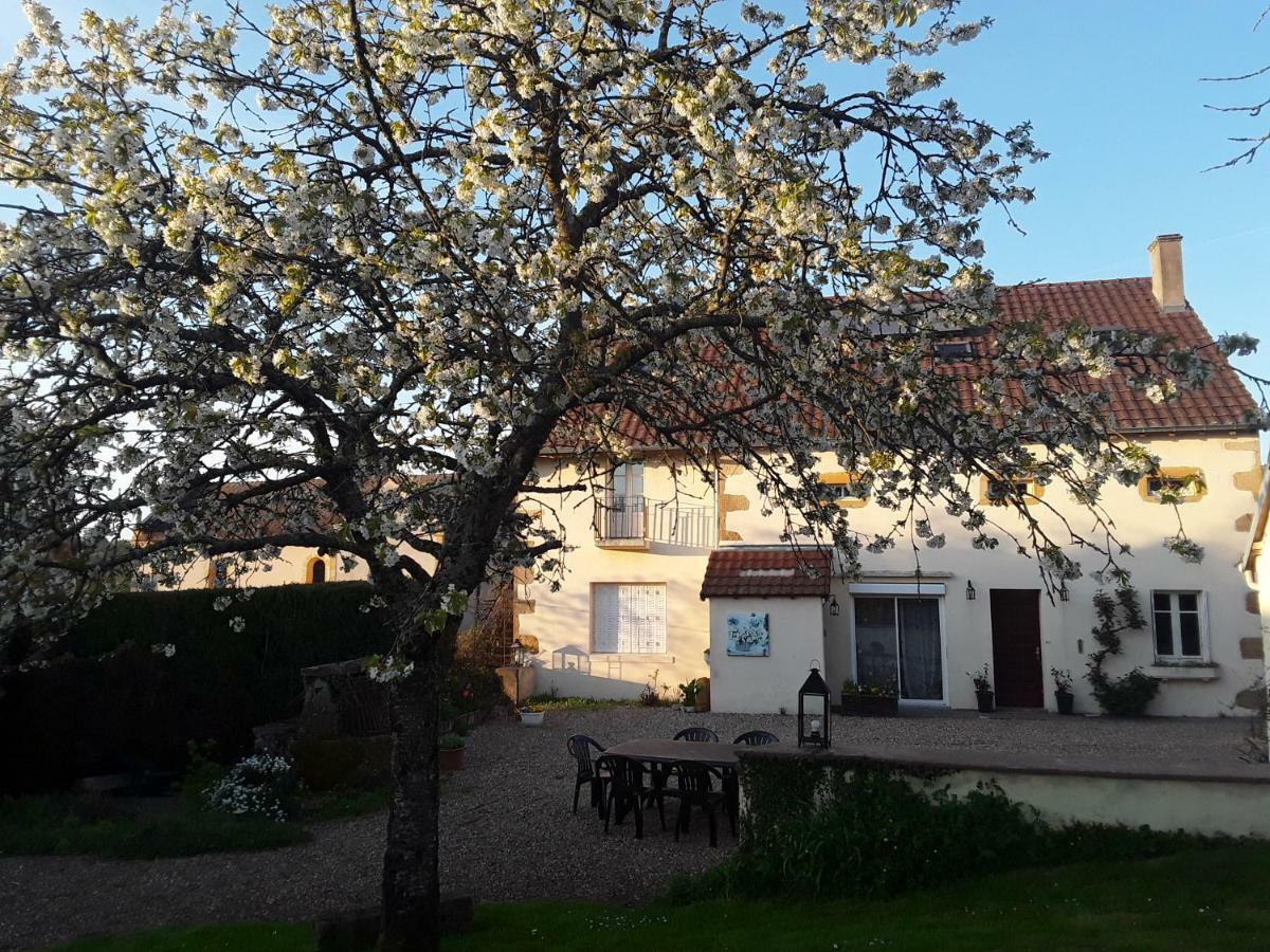 Saint-Aubin-en-Charollais Escampette酒店 外观 照片